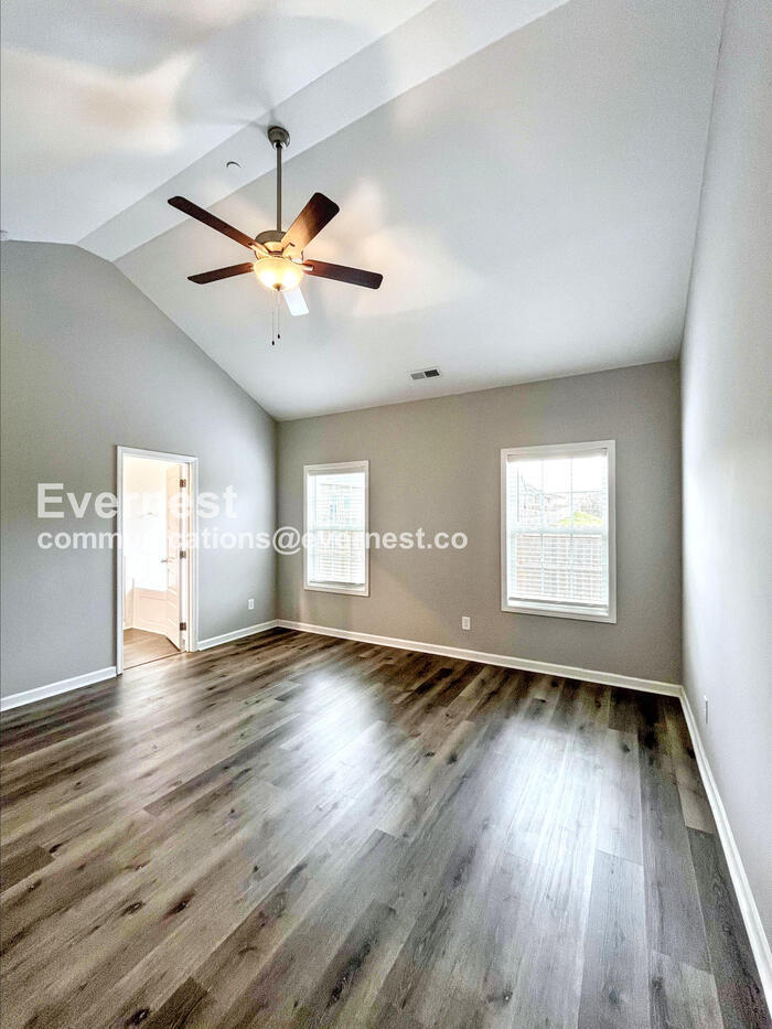 Building Photo - 1022 Echo Rdg Rd