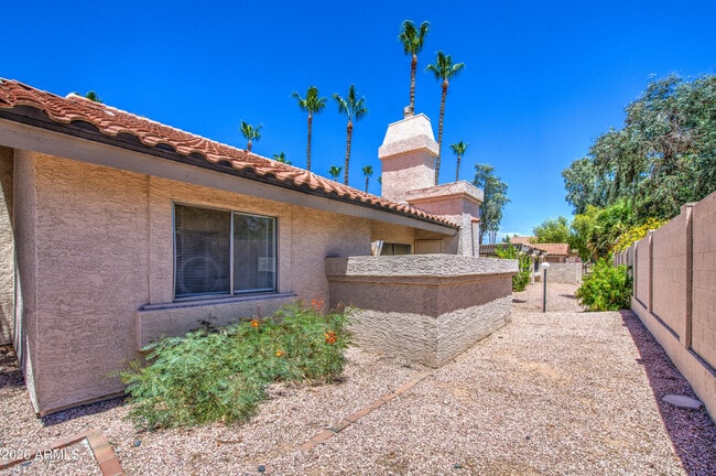 Building Photo - 2019 W Lemon Tree Pl