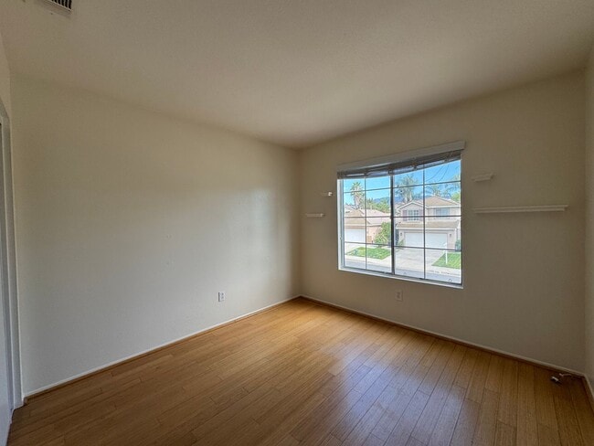 Building Photo - 3 Bedroom House in Temecula for rent