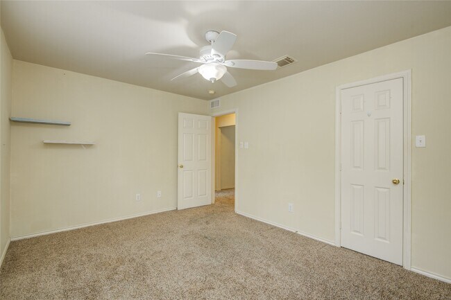 Building Photo - 21718 Grand Hollow Ln