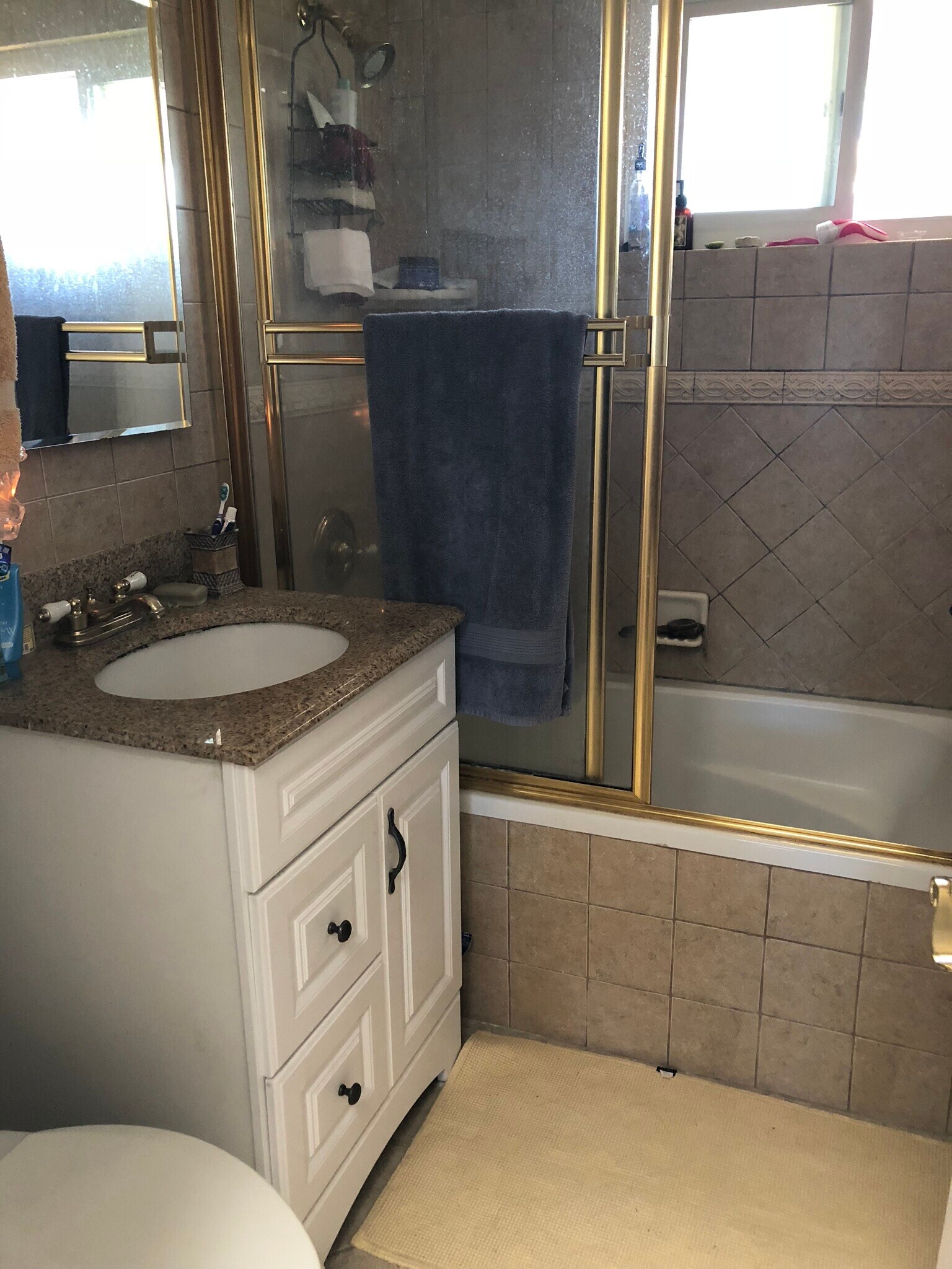 Building Photo - 4040 Grand View Blvd