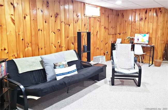 Building Photo - 24 Bissell Ct