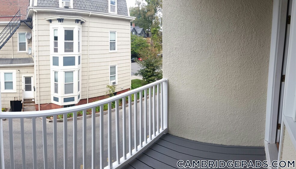 Building Photo - 65 Langdon St