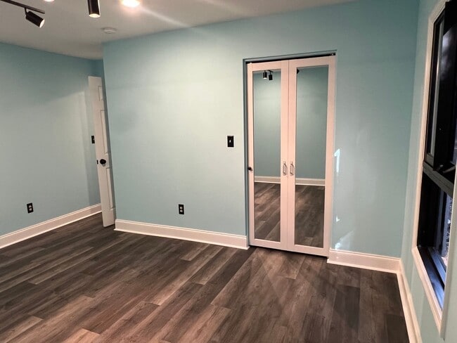 Building Photo - One-Level Updated Home in Hilton Head Plan...