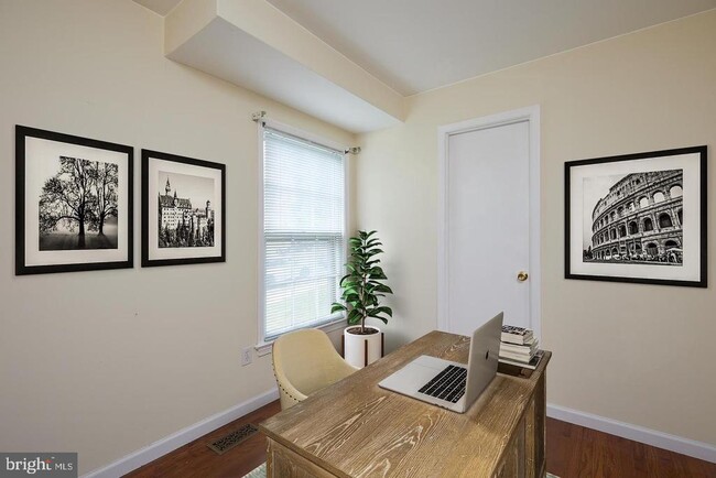 Building Photo - 2501 Windbreak Dr