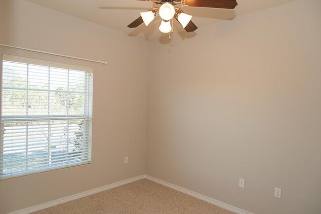 Building Photo - 1514 Bentley Cir