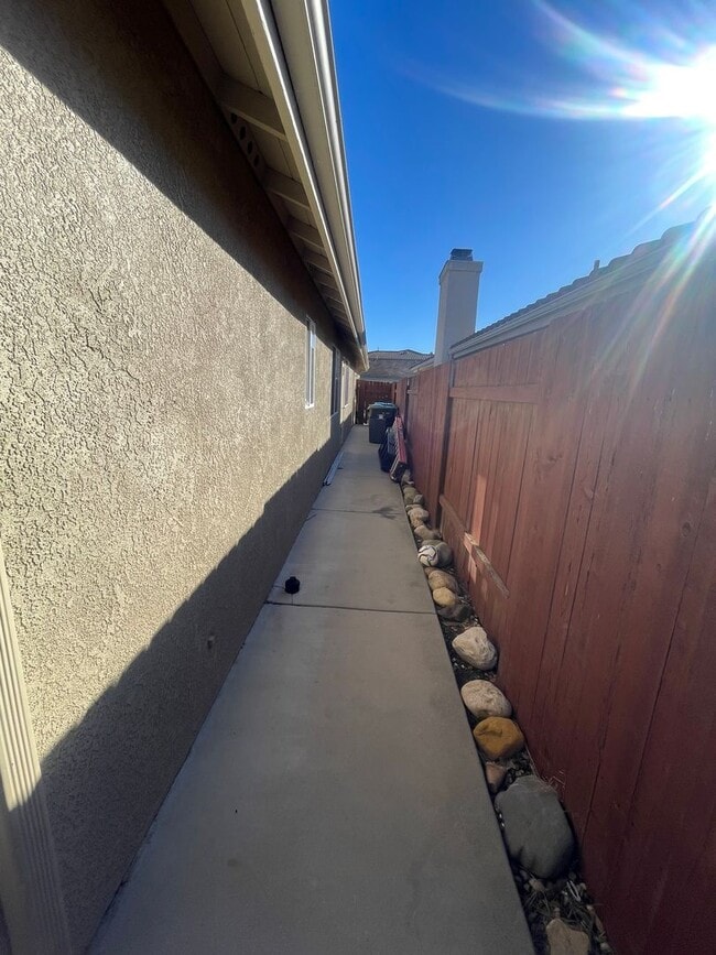 Building Photo - Beautiful River Oaks Single Story Corner Home Near Taylor Elementary School