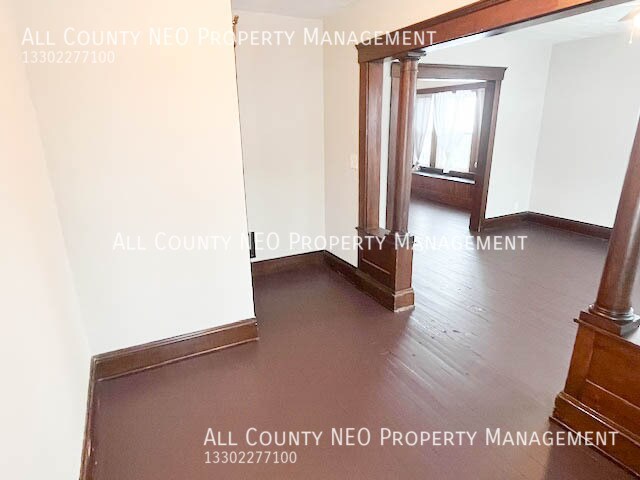 Building Photo - 9423 Denison Ave