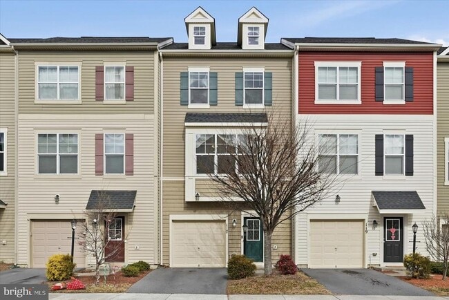 Building Photo - 117 Rotunda Dr