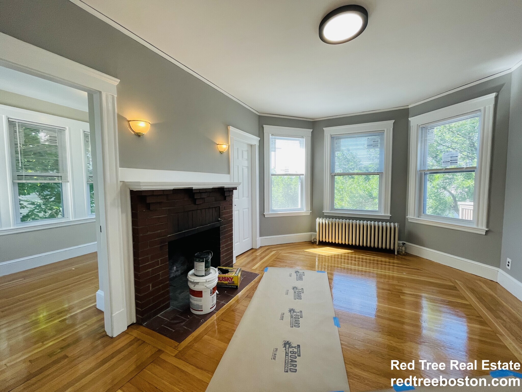 Building Photo - 187 Fellsway W