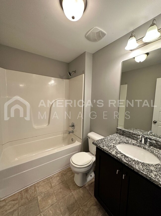 Building Photo - Townhome for Rent in Chelsea! Available to View Now!