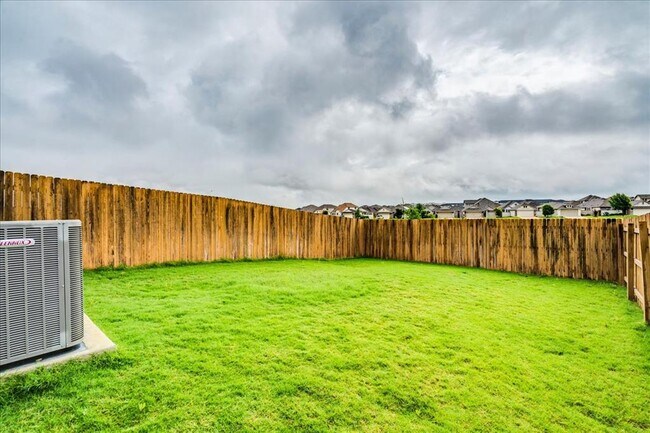 Building Photo - 439 White Steppe Way