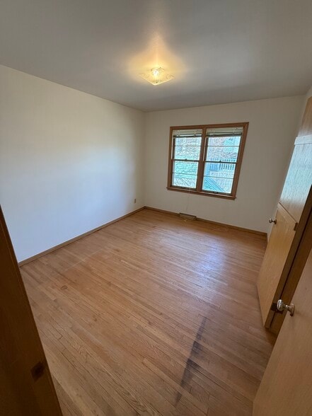 Building Photo - 3537 Holmes Ave S