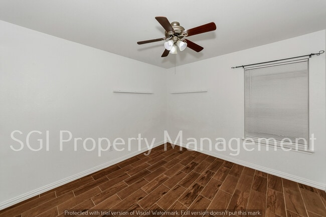 Building Photo - 10117 Sourwood Dr