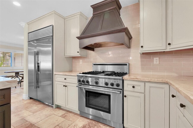 Building Photo - 14701 SW 63rd St