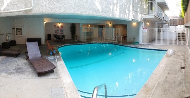 pool - 1515 S Beverly Dr