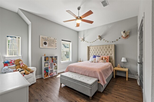 Building Photo - 1711 Leilani Dr