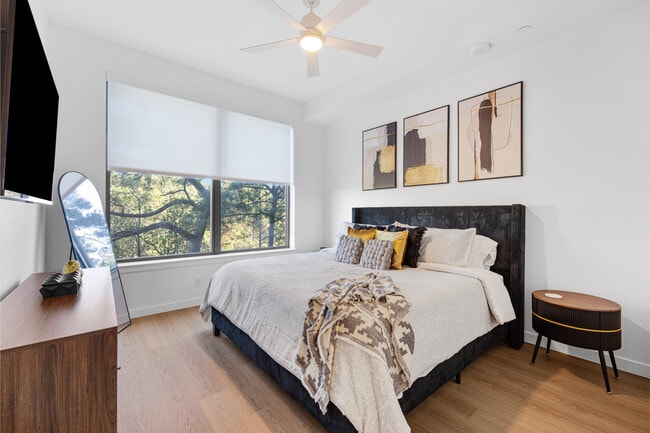 Building Photo - 1 Riva Row