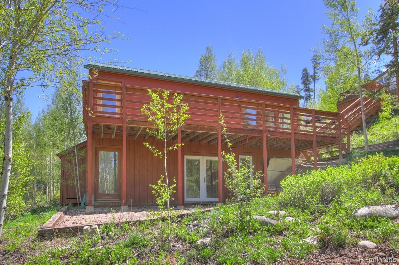 Building Photo - 347 Deer Path Rd