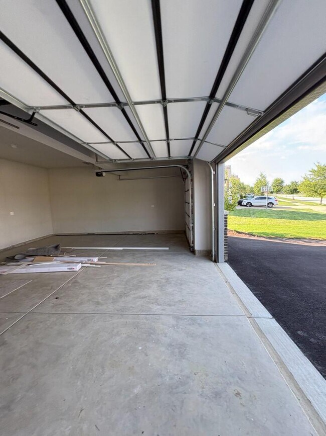 Building Photo - 12412 Limerick Ln