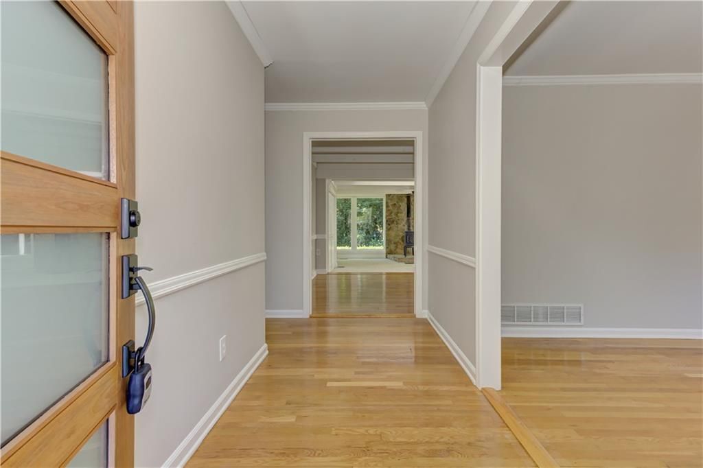Building Photo - 1837 Chancery Ln