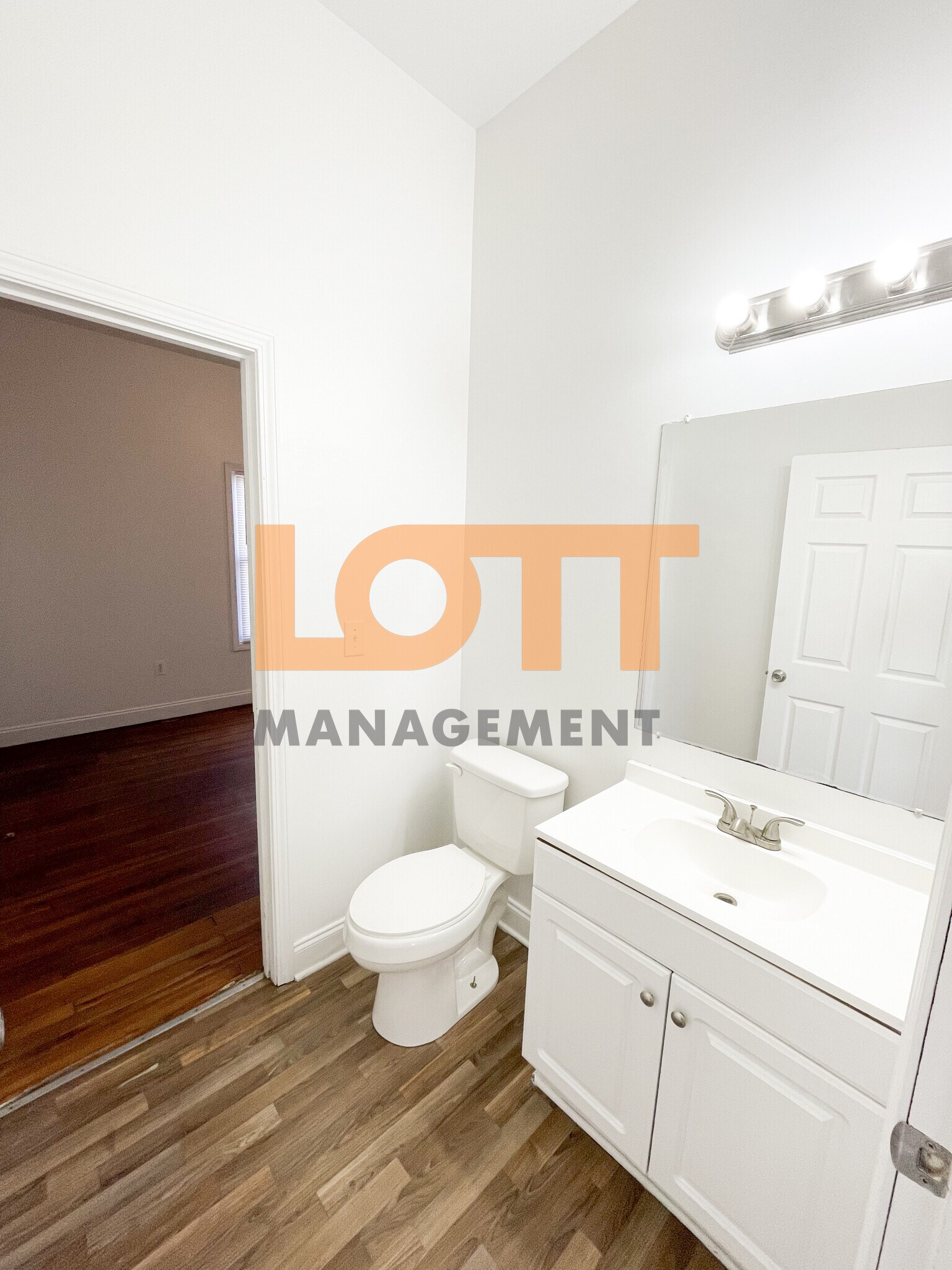 Building Photo - 12 N YMCA ST