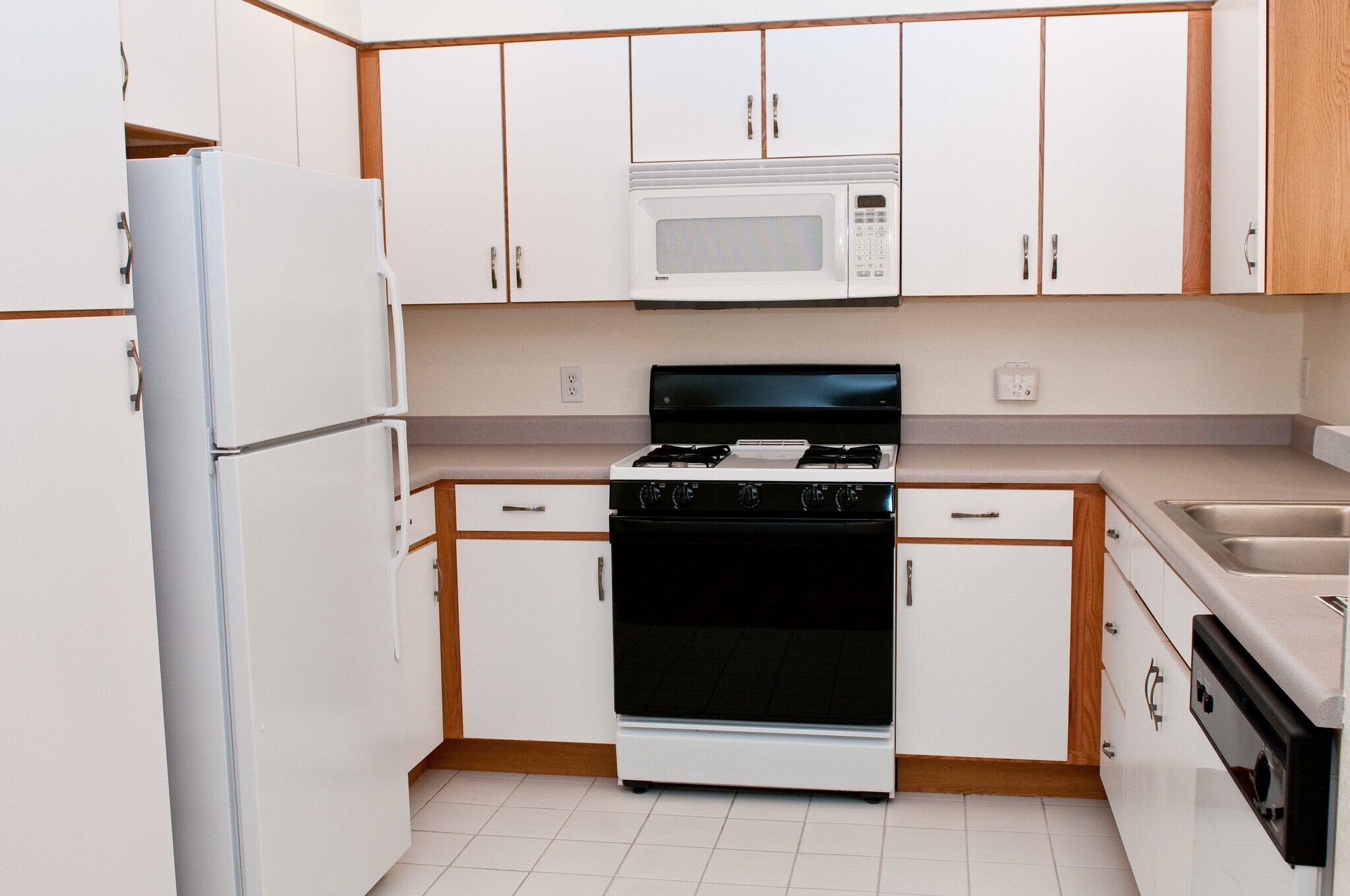 Kitchen - 3790 Colorado Ave