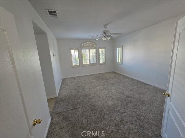 Building Photo - 5800 Oakdale Ln