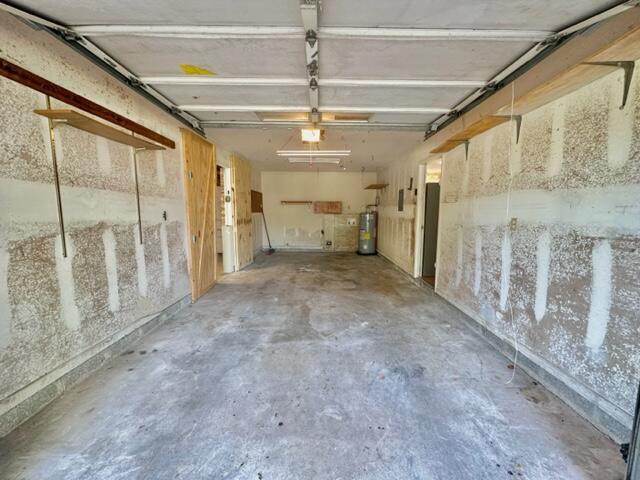 Building Photo - 627 Sea View Dr