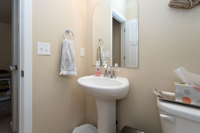 Building Photo - Immaculate 3-Story Home | Comfort, Space &...