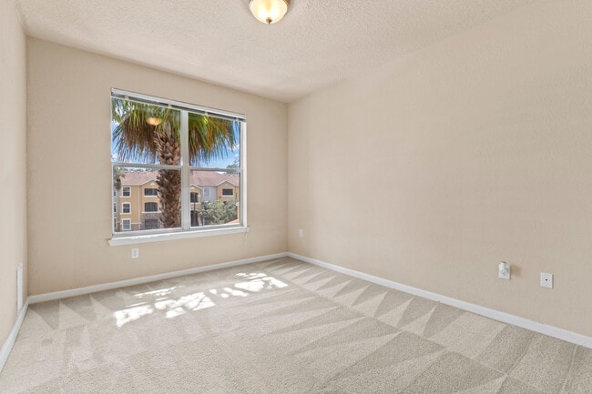 Building Photo - 8539 Gate Pky W