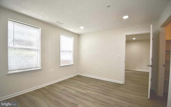 Building Photo - 12901 Churchill Ridge Cir