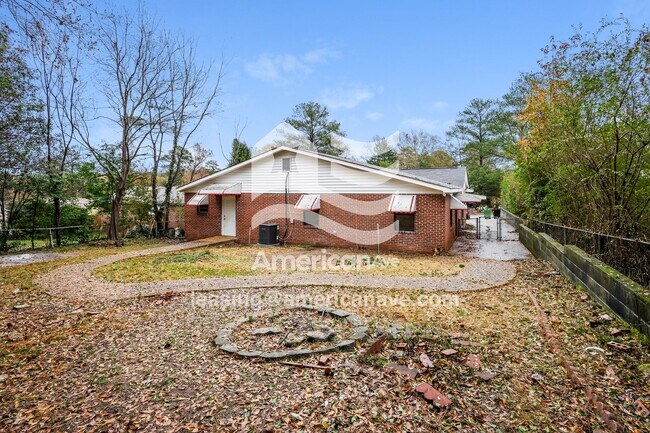 Building Photo - 319 Mays Ave