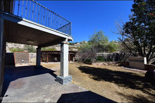 Building Photo - 7301 Corona Del Sol Dr