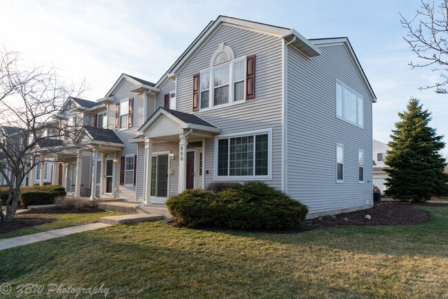 Building Photo - 850 County Line Rd