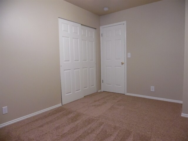 Building Photo - 1052 E 1500 N