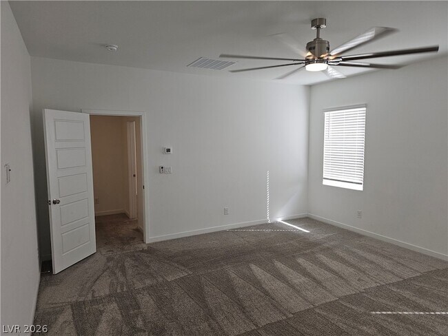 Building Photo - 6851 Gaslamp Hbr Ave