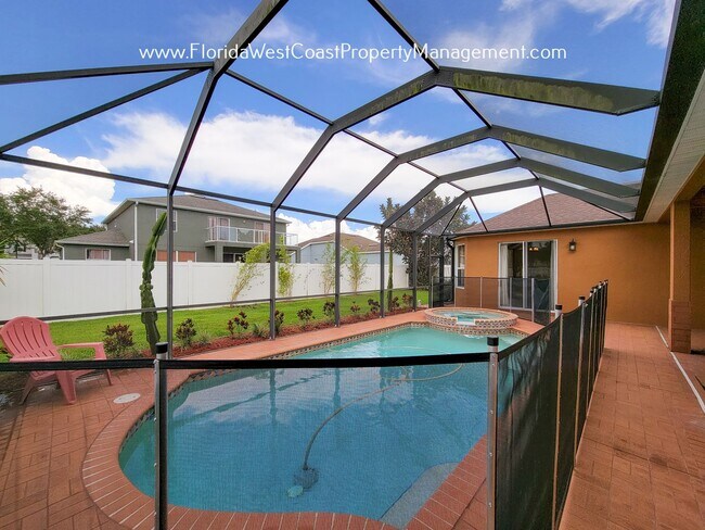 Building Photo - LARGE PARRISH POOL HOME! FENCED YARD! PET FRIENDLY! AVAILABLE FOR JUNE! LONG TERM LEASE!