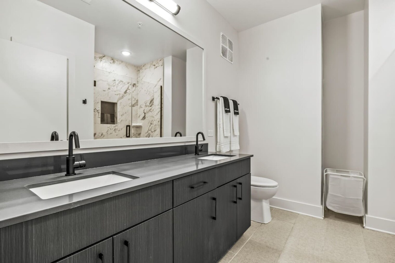 Building Photo - 617 N 12th St