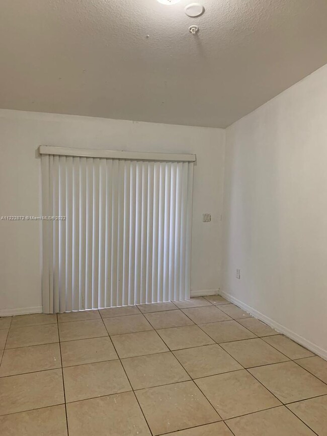 Building Photo - 3846 SW 48th Ave   Pembroke Park Fl 33023