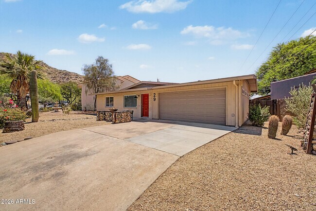 Building Photo - 29 E Foothill Dr