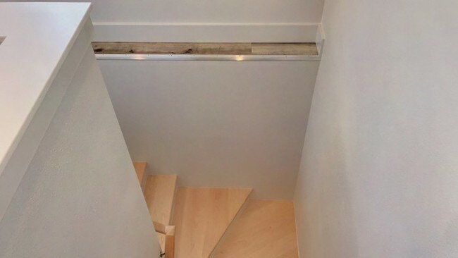 Building Photo - 1112 King Rd