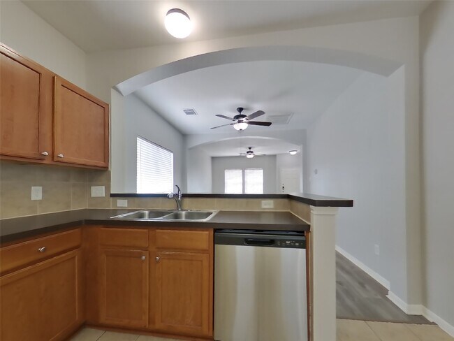 Building Photo - 20503 Providence Point Dr