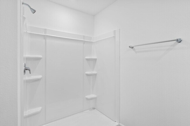 Building Photo - Almost New Home