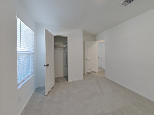 Building Photo - 1718 Serenity Moon Dr