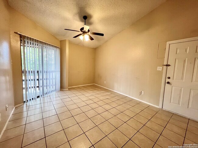 Building Photo - 3616 Fairmeadows St
