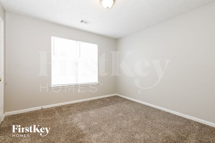 Building Photo - 7910 W Shore Cir