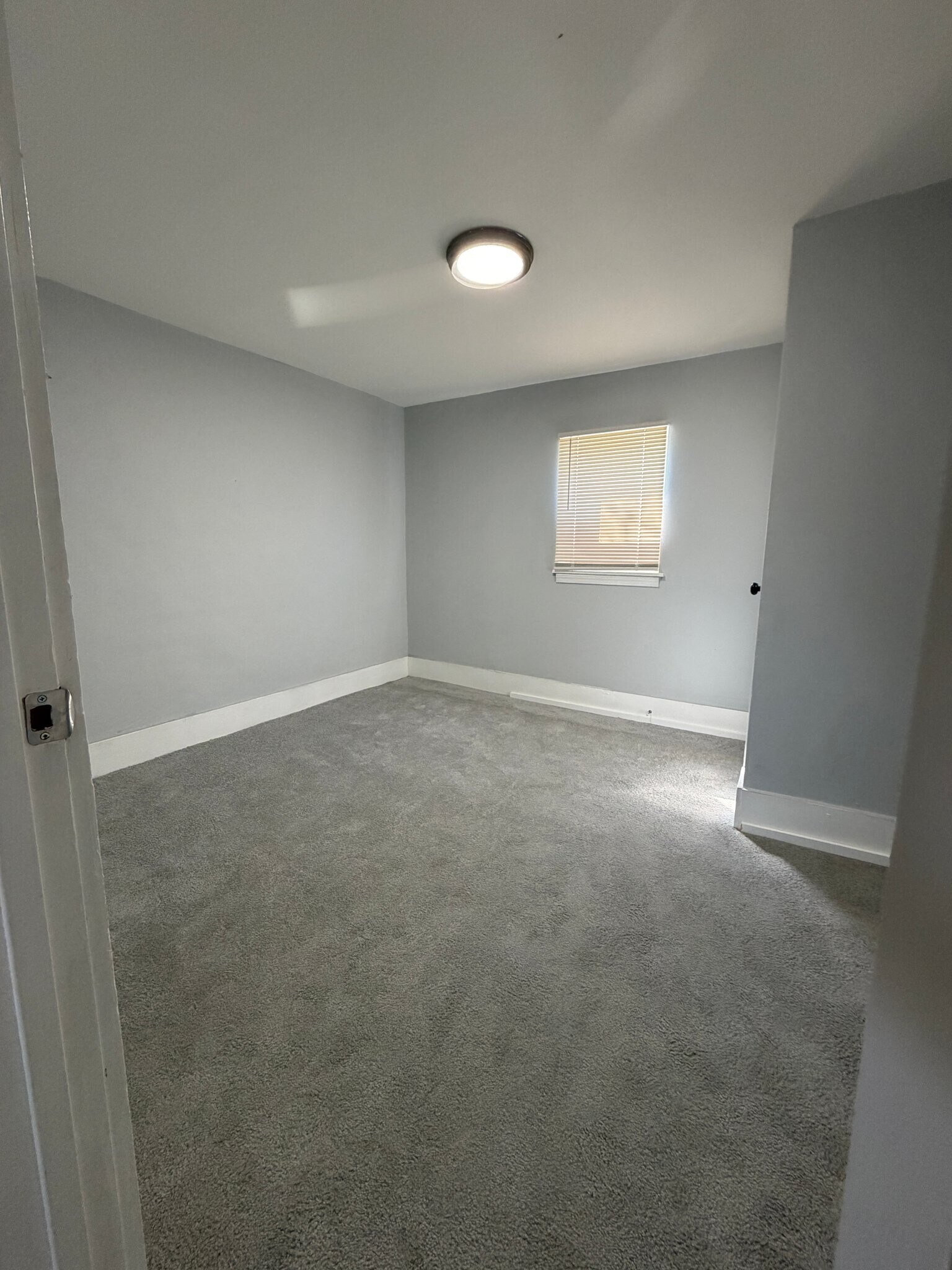 Building Photo - 107 N Sanford St