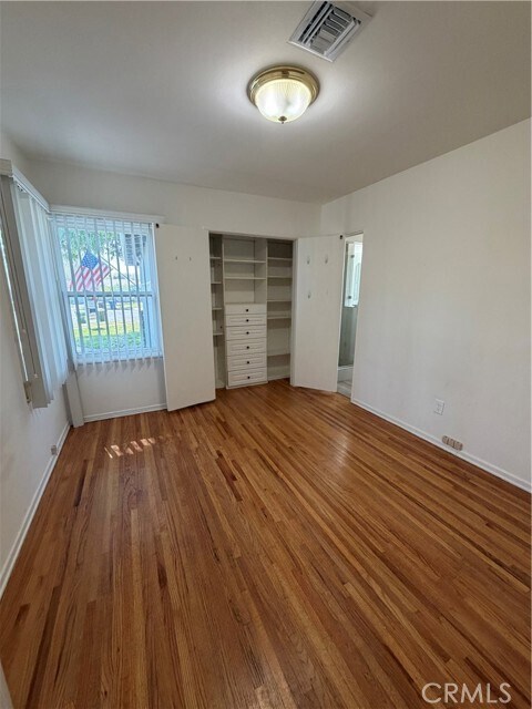 Building Photo - 15853 Romar St