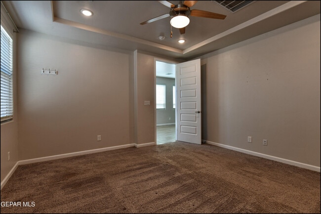 Building Photo - 12917 Nidd Ave